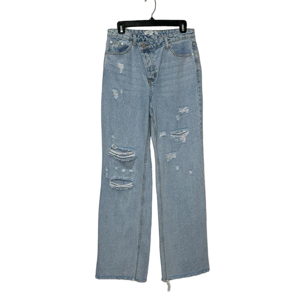 Signature 8 jeans light blue distressed jeans size Medium